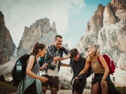 Sabrina Mulverhill Cowling:Global Travel Adventures