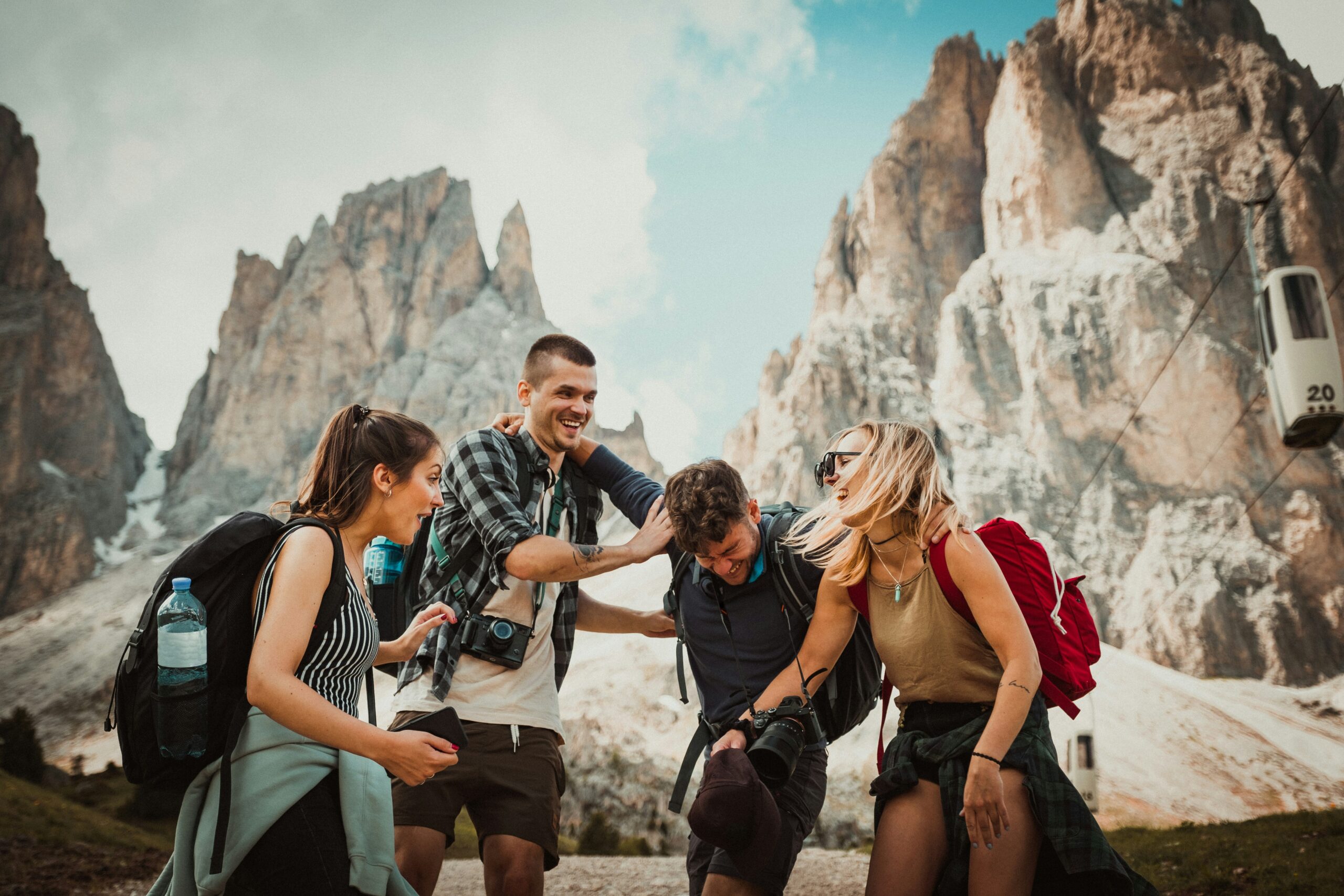 Sabrina Mulverhill Cowling:Global Travel Adventures